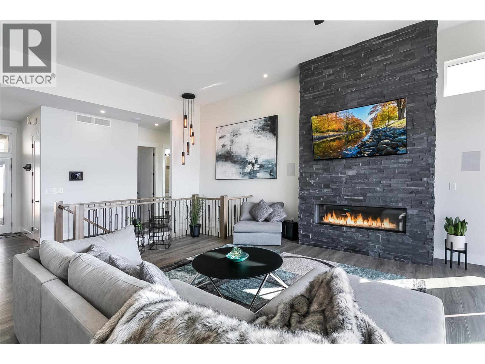  1296 Menu Road, West Kelowna