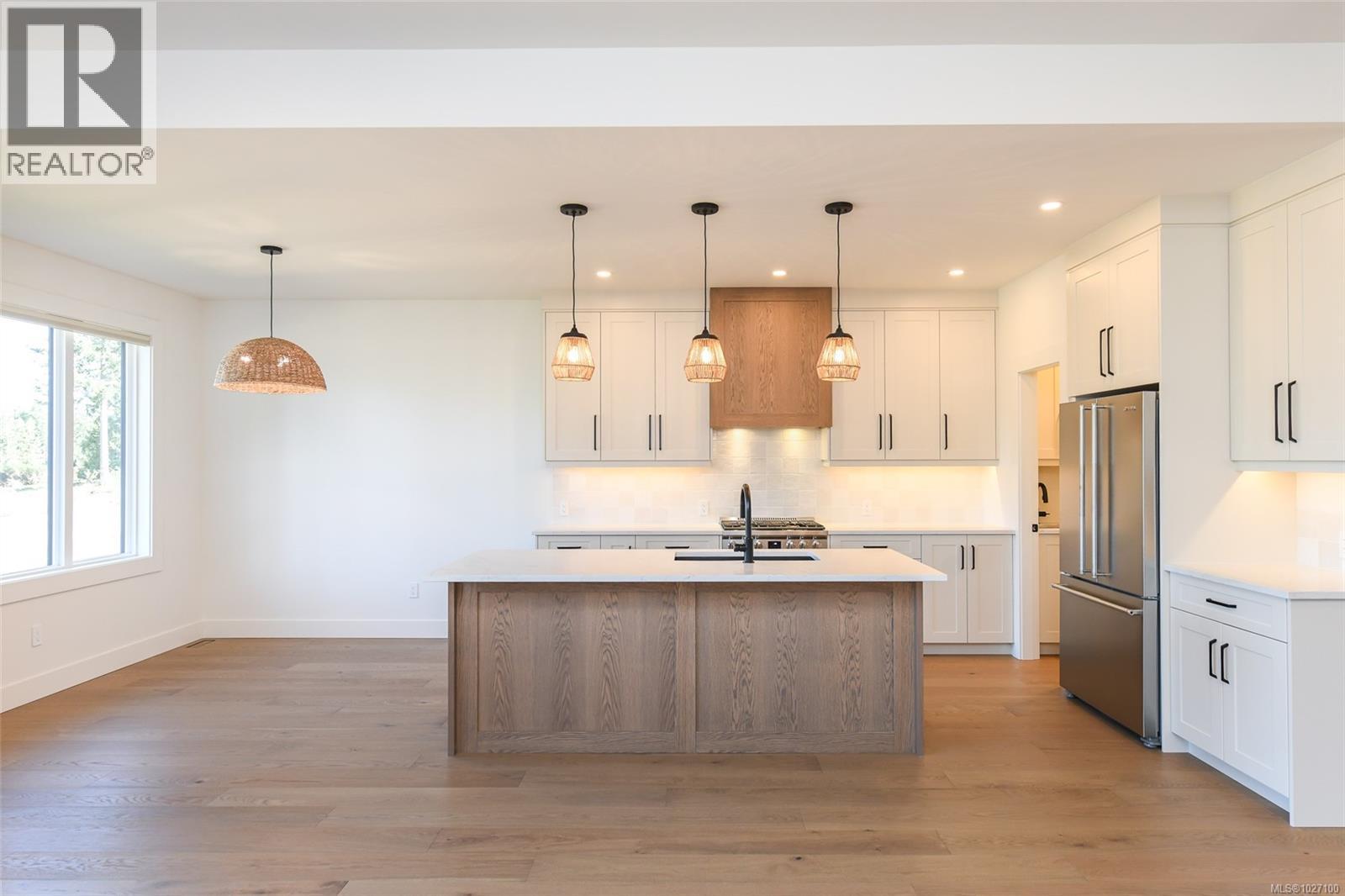 1842 Crown Isle Blvd, Courtenay