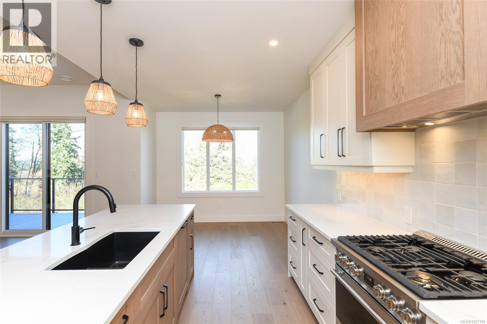 1842 Crown Isle Blvd, Courtenay