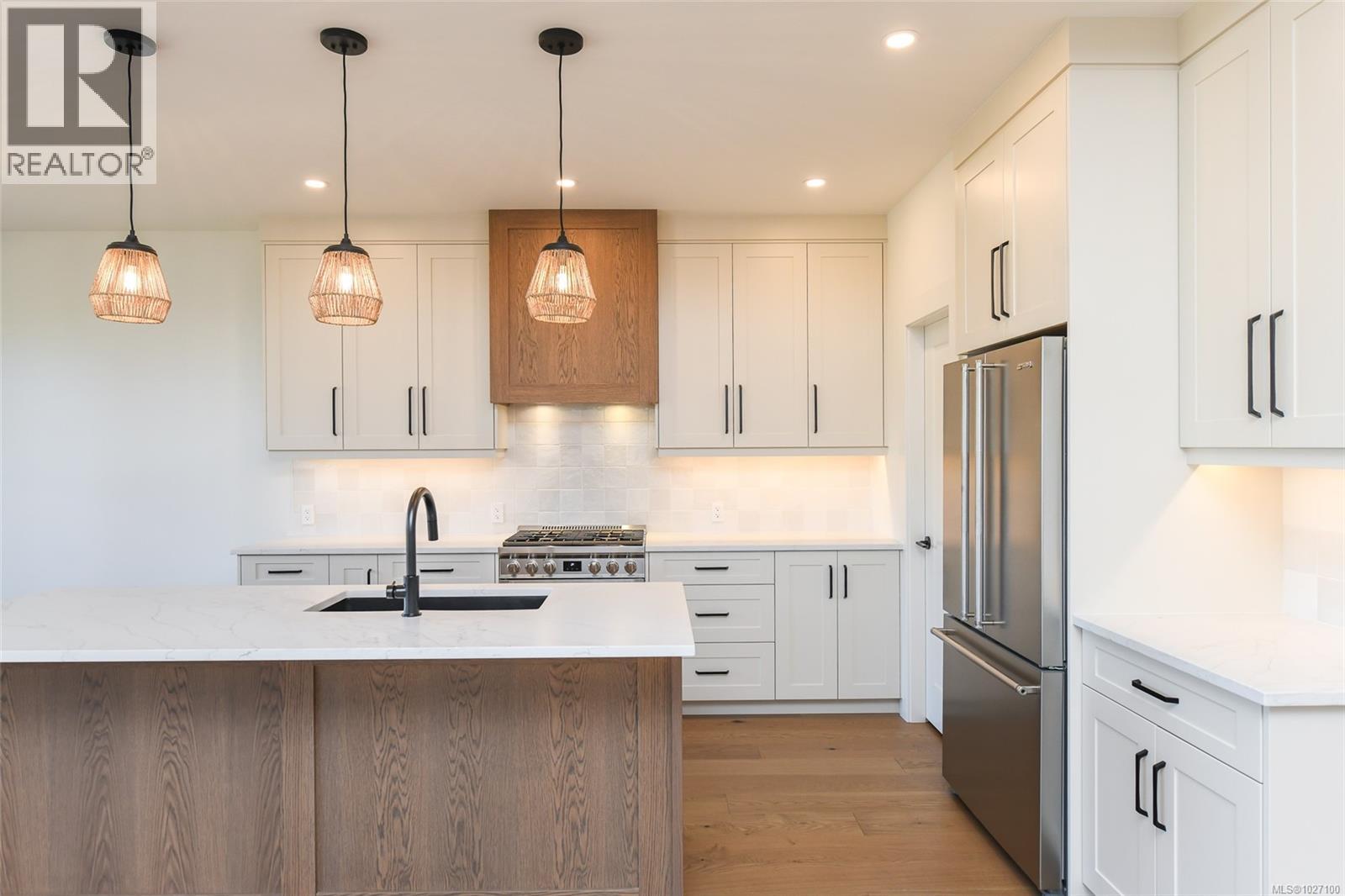 1842 Crown Isle Blvd, Courtenay