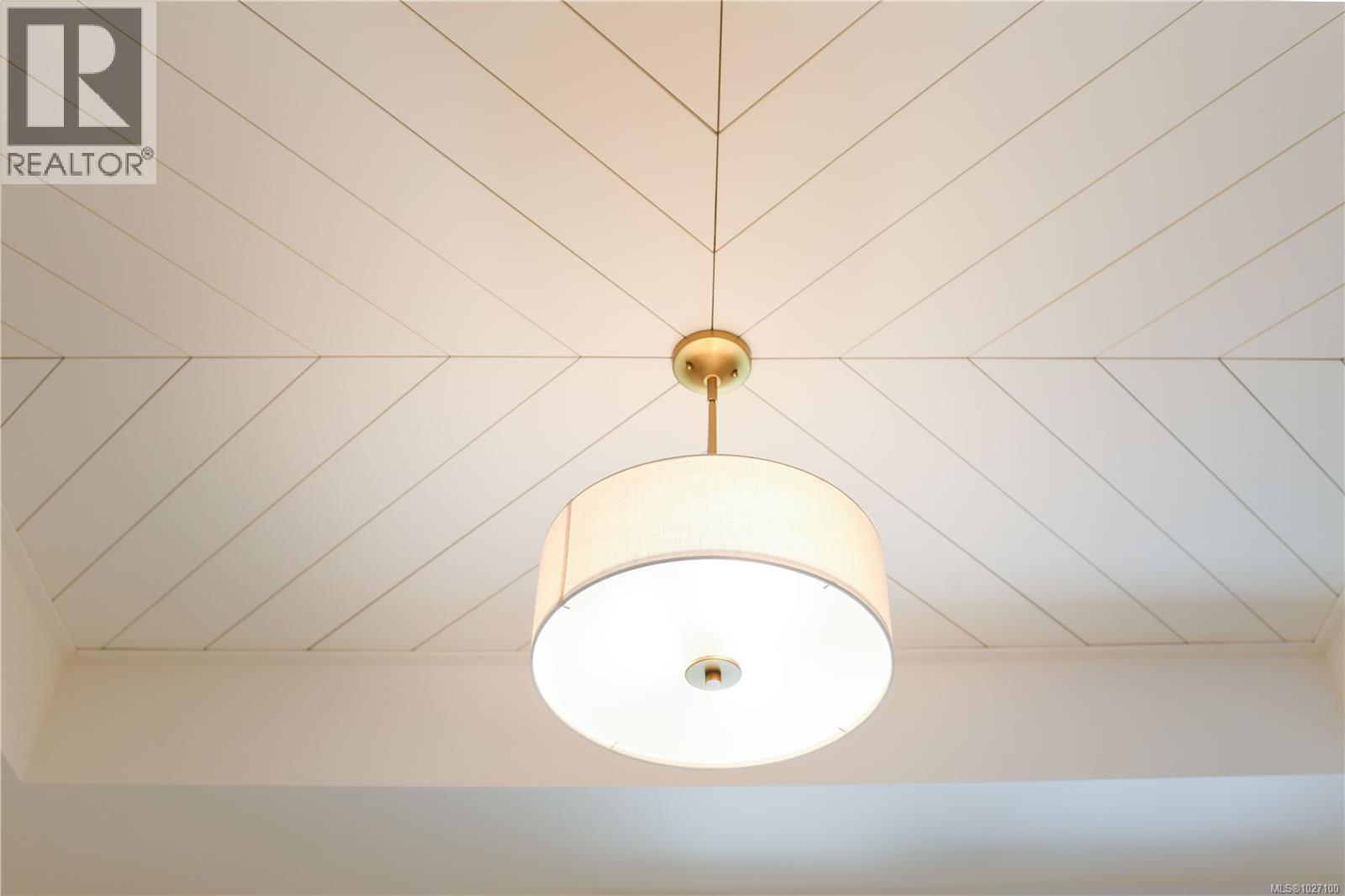 1842 Crown Isle Blvd, Courtenay