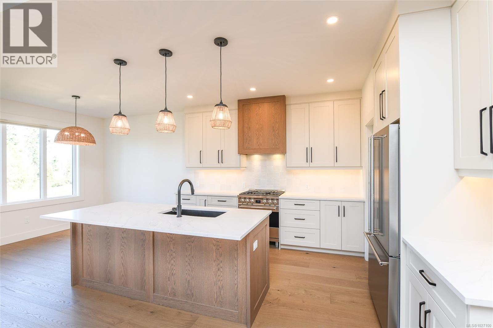 1842 Crown Isle Blvd, Courtenay