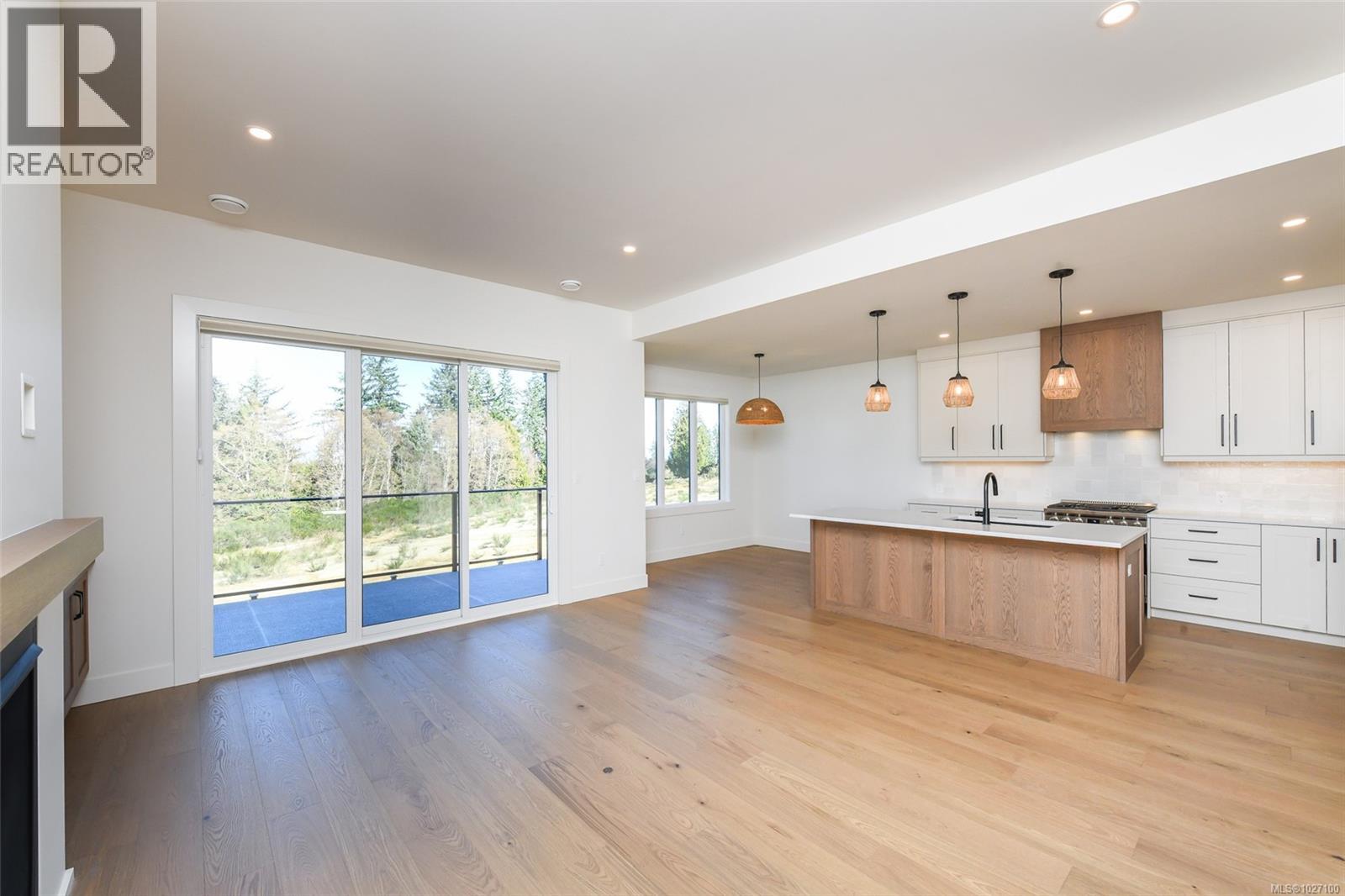 1842 Crown Isle Blvd, Courtenay