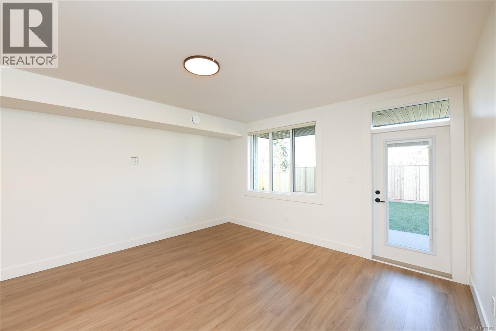 1842 Crown Isle Blvd, Courtenay