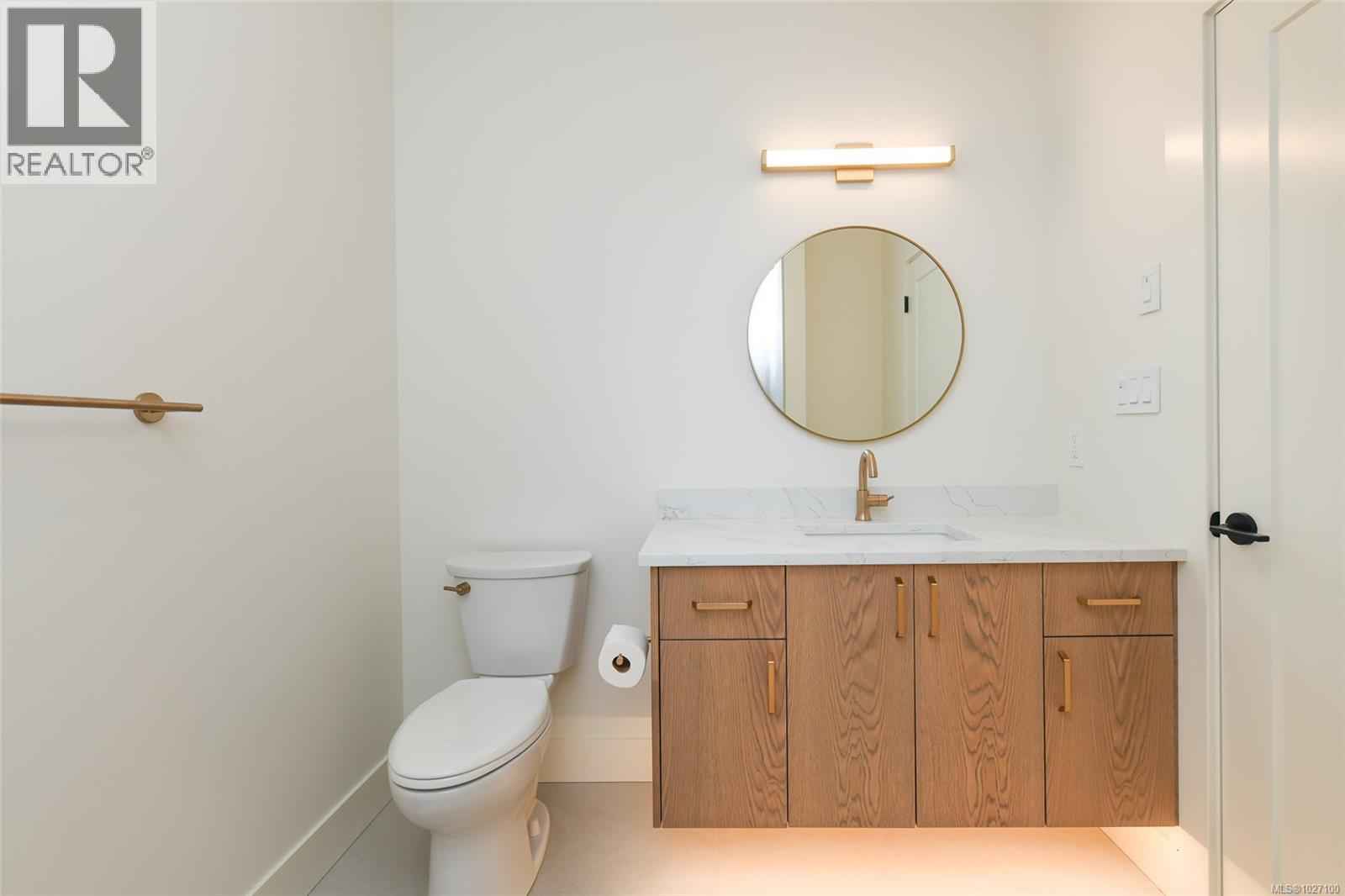 1842 Crown Isle Blvd, Courtenay