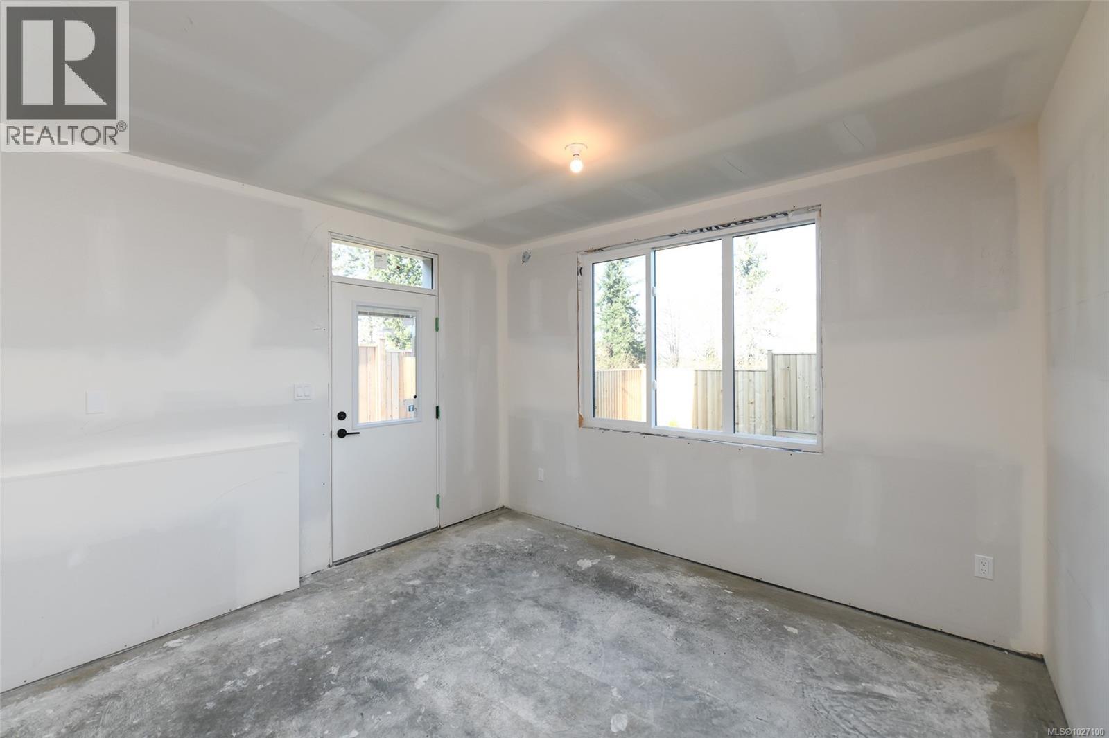 1842 Crown Isle Blvd, Courtenay