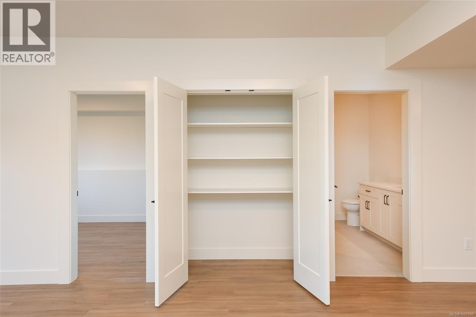 1842 Crown Isle Blvd, Courtenay