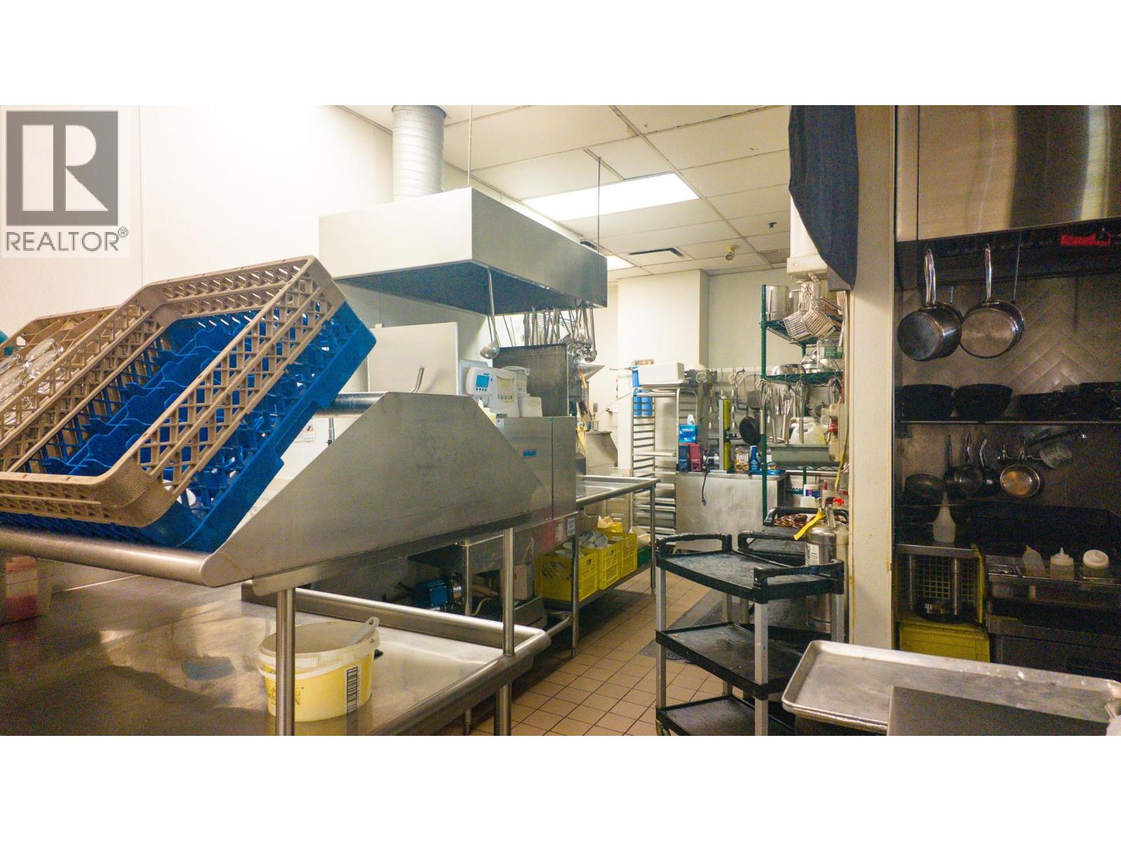  3799 Lakeshore Road, Kelowna