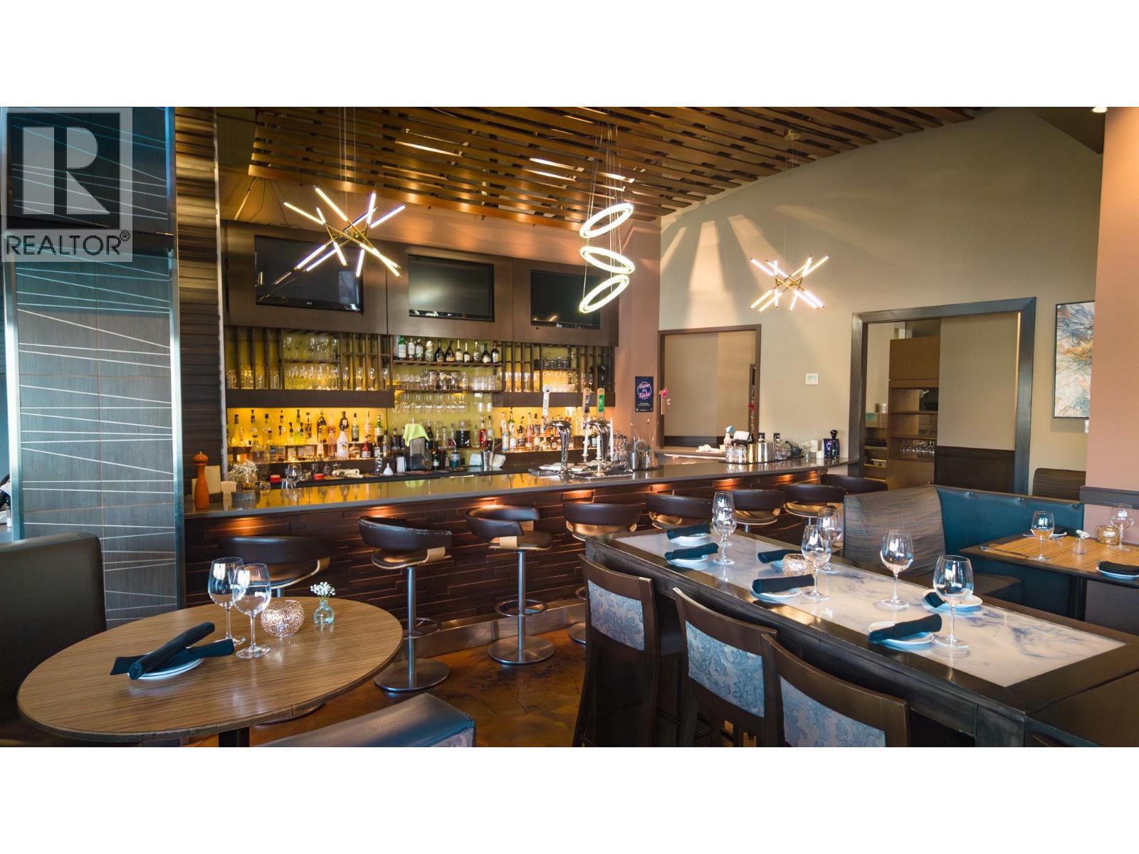  3799 Lakeshore Road, Kelowna