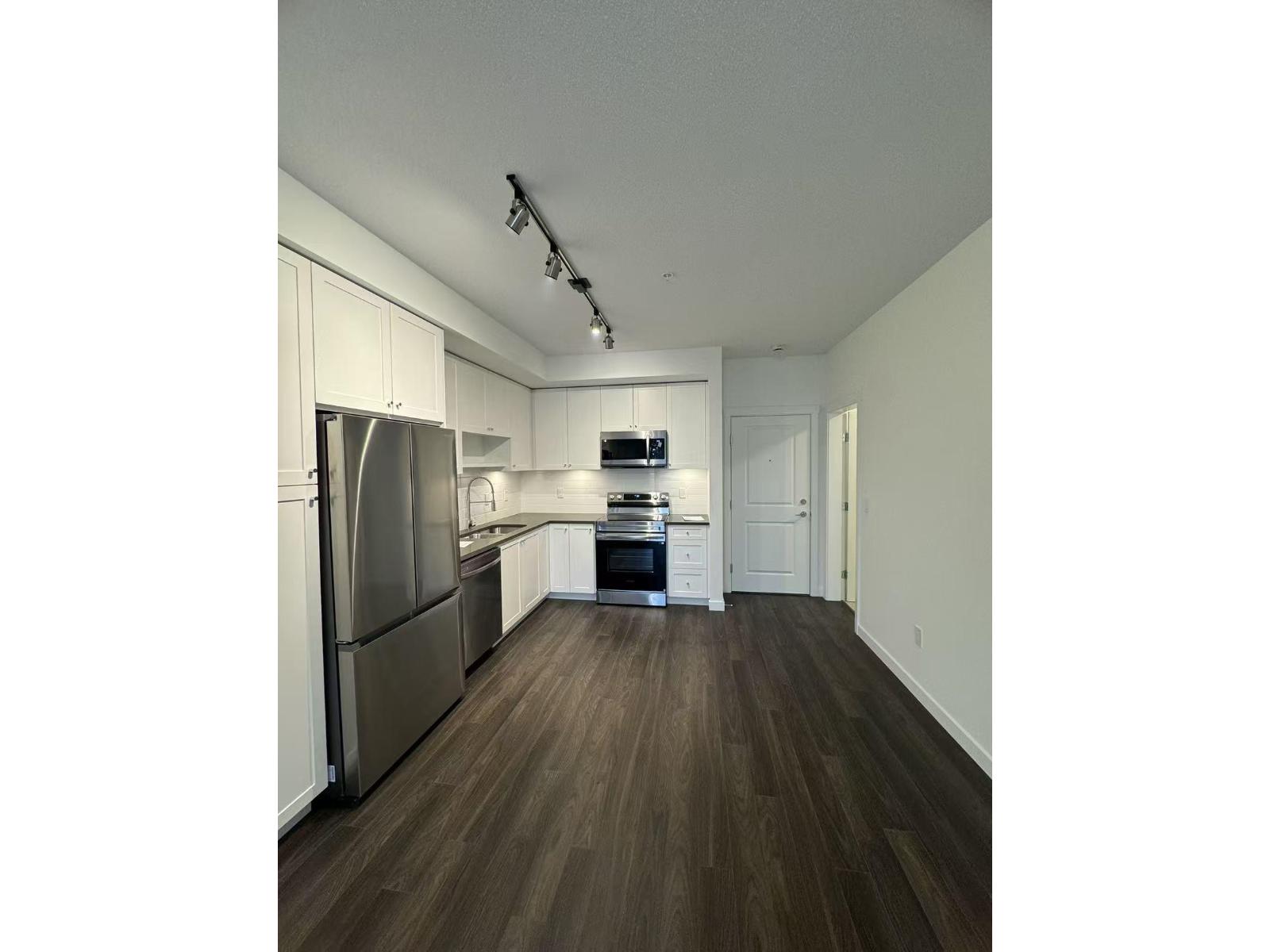 15733 85 Avenue - main photo