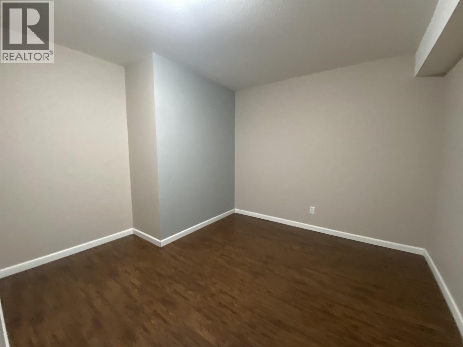 4913 MILLS AVENUE - 30