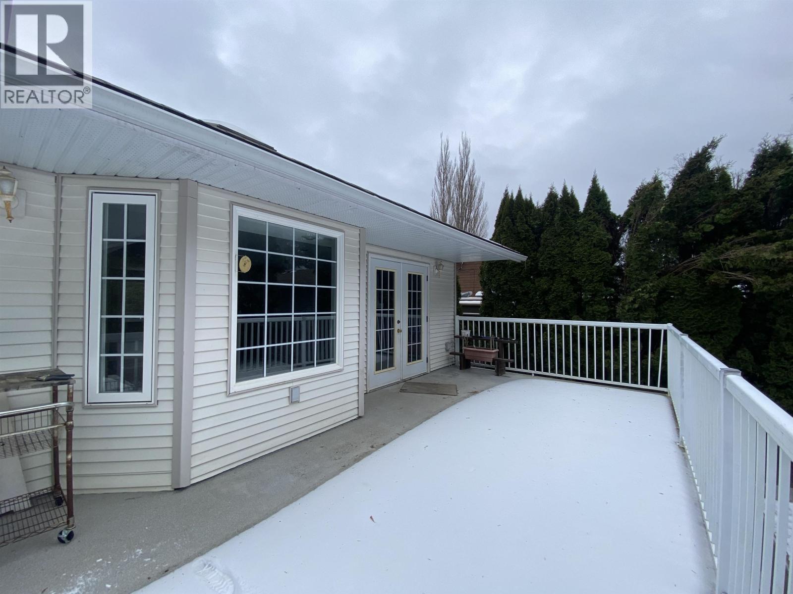 4913 MILLS AVENUE - 32