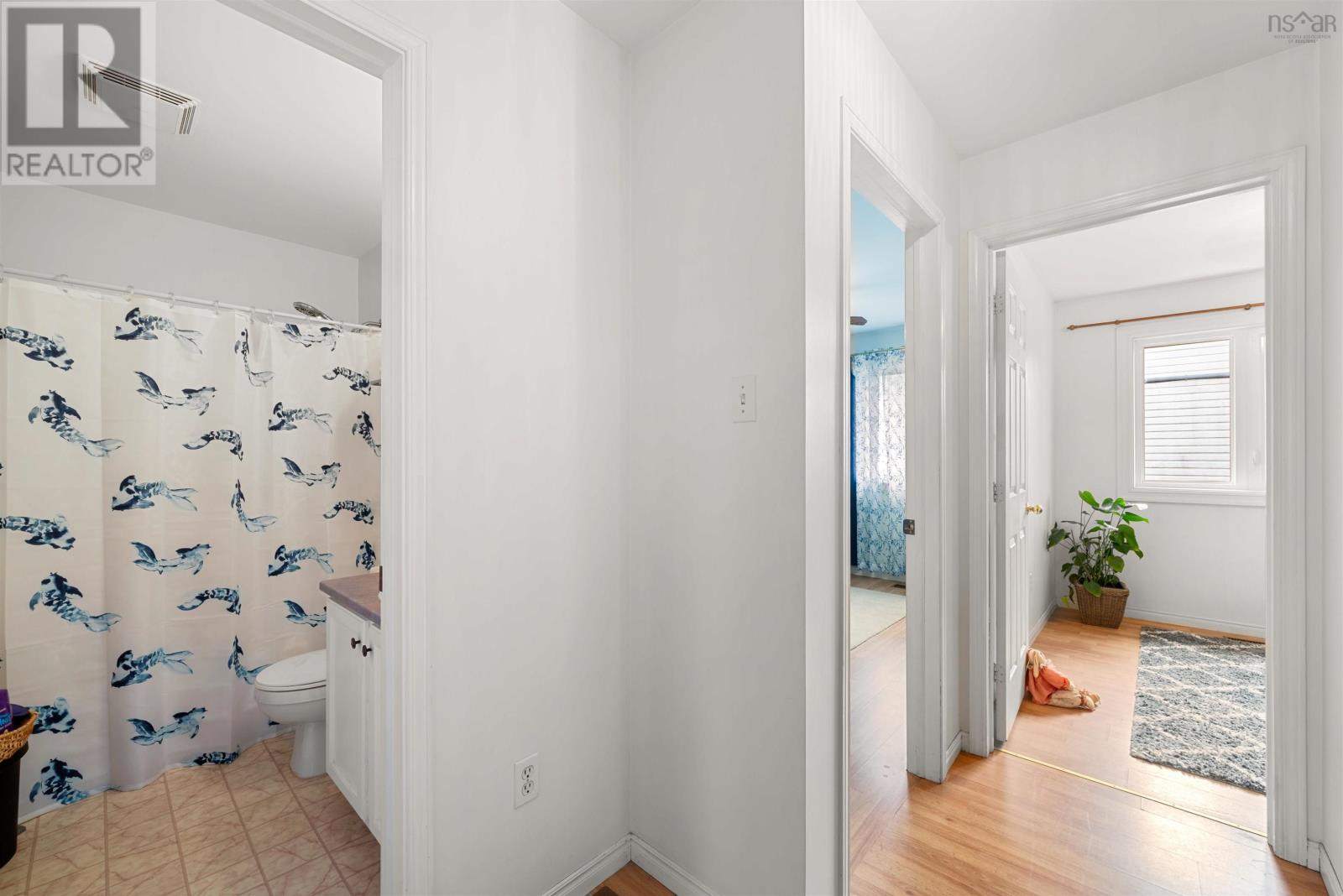 Property 24 of 49 of 102 Avenue Du Portage