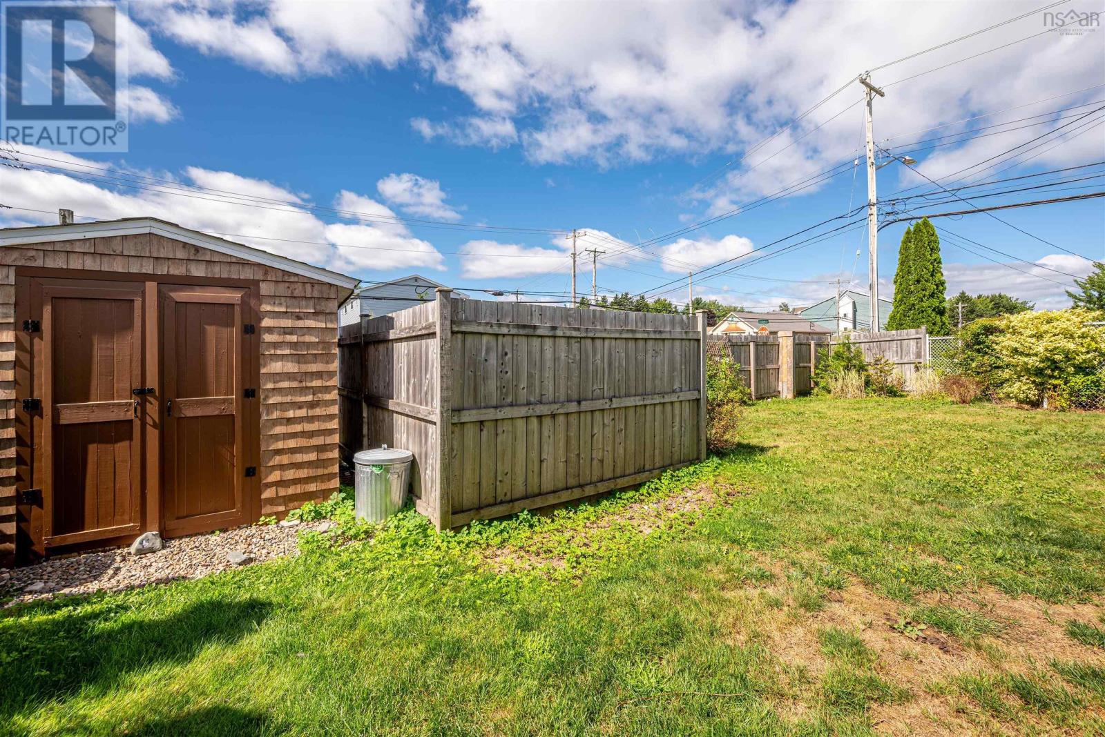 Property 43 of 49 of 102 Avenue Du Portage