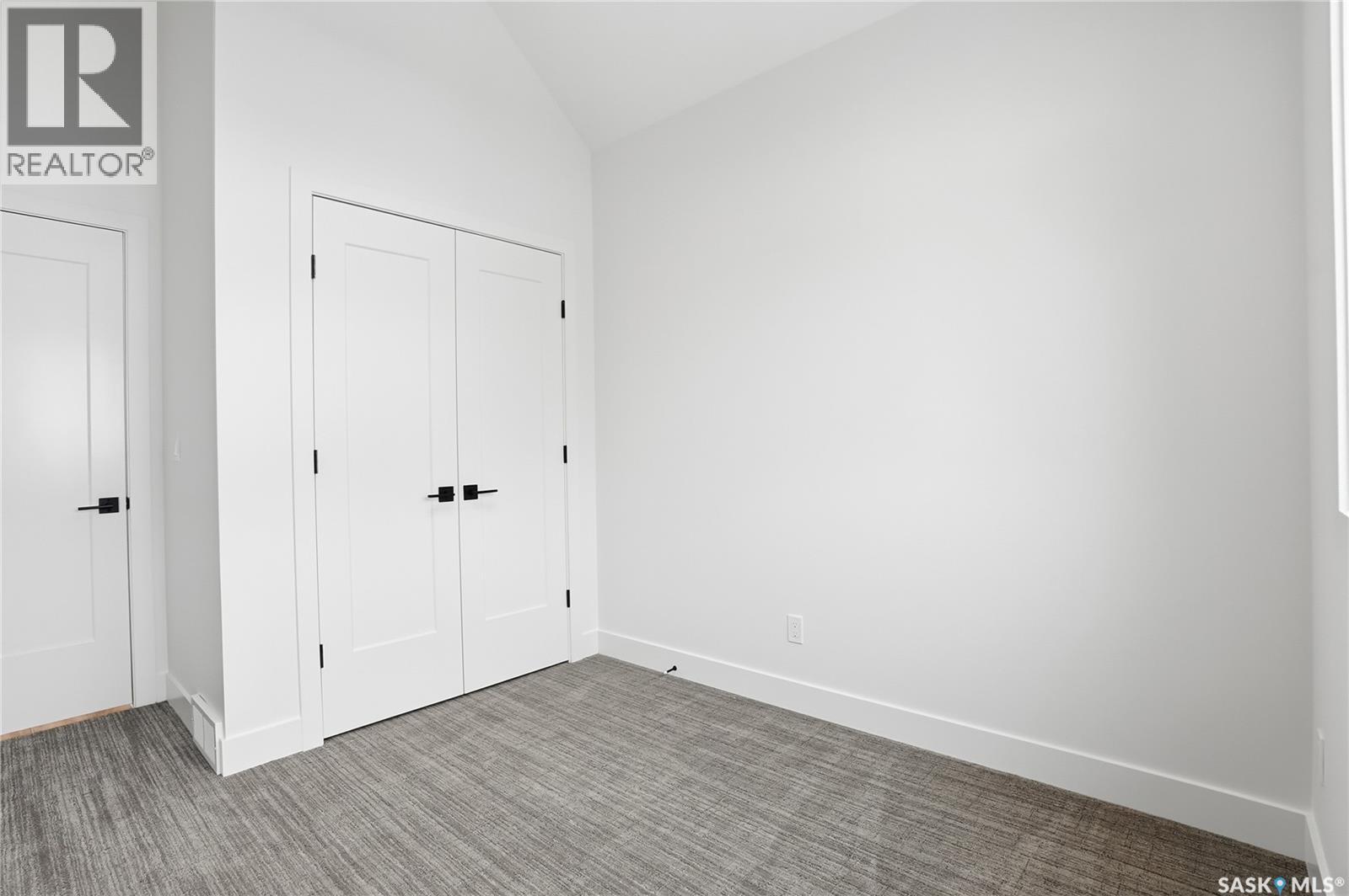 1139 13th STREET E - 34