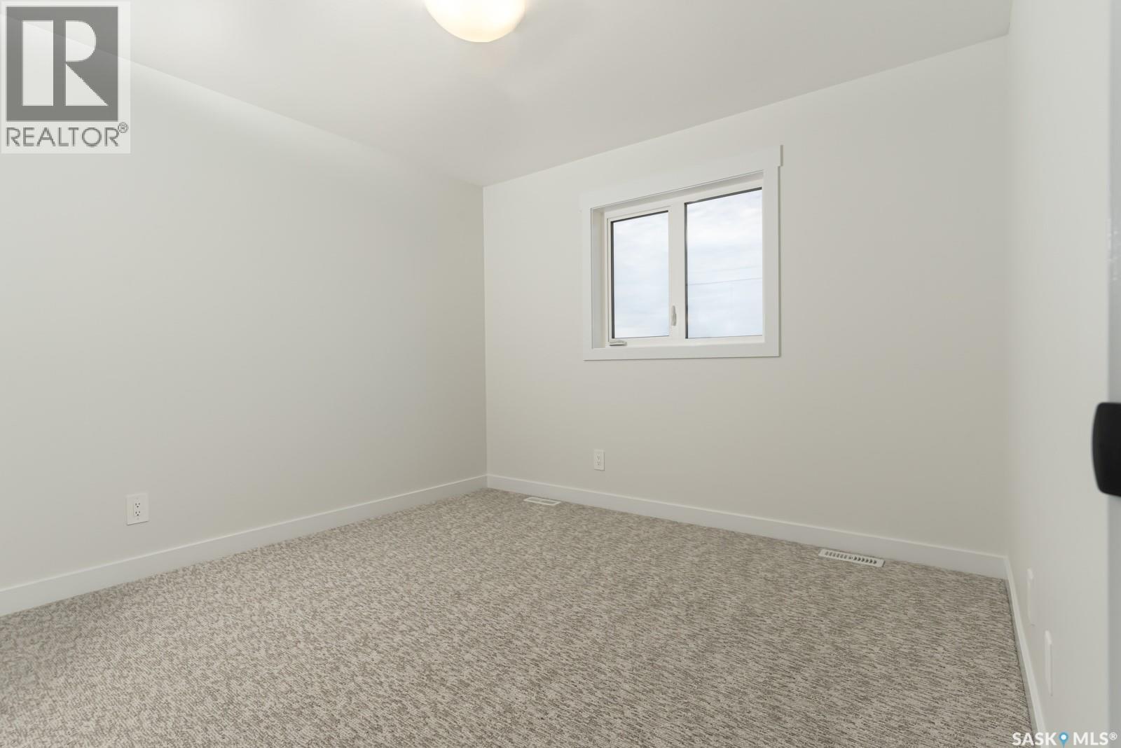 210 Doran WAY — photo 12