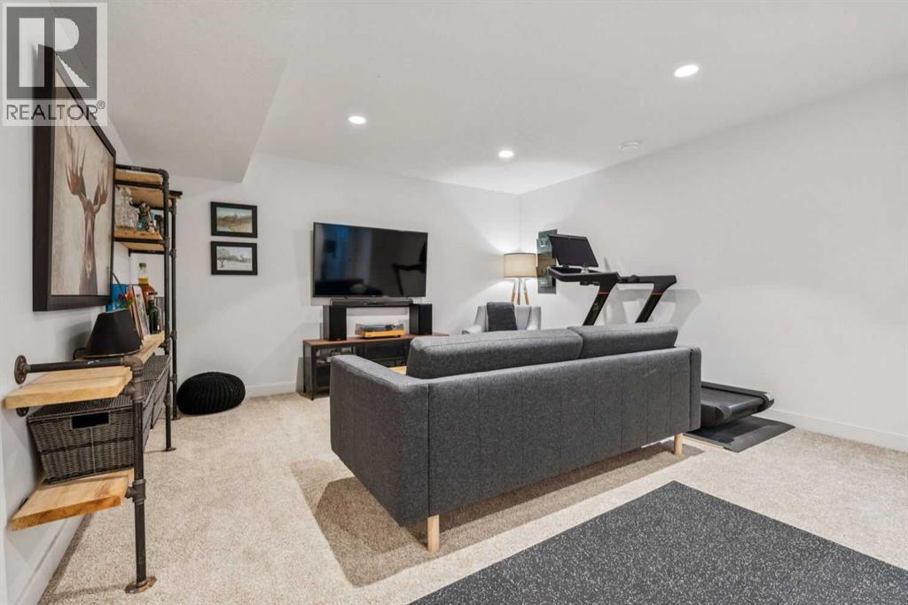 21 Riviera Point, Cochrane