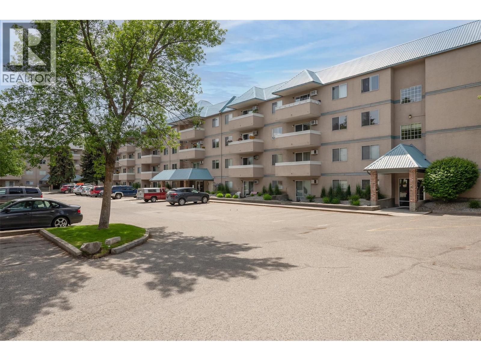 307 3160 De Montreuil Court, Kelowna