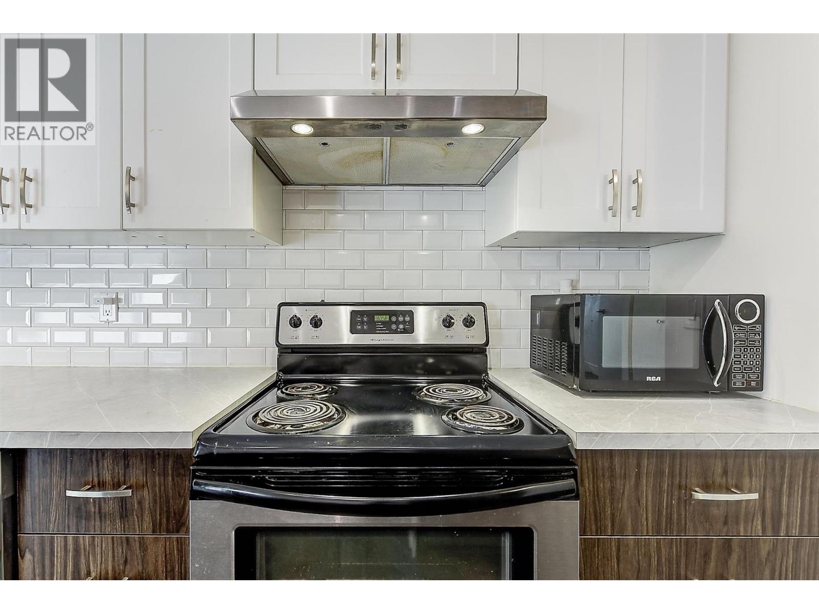 307 3160 De Montreuil Court, Kelowna