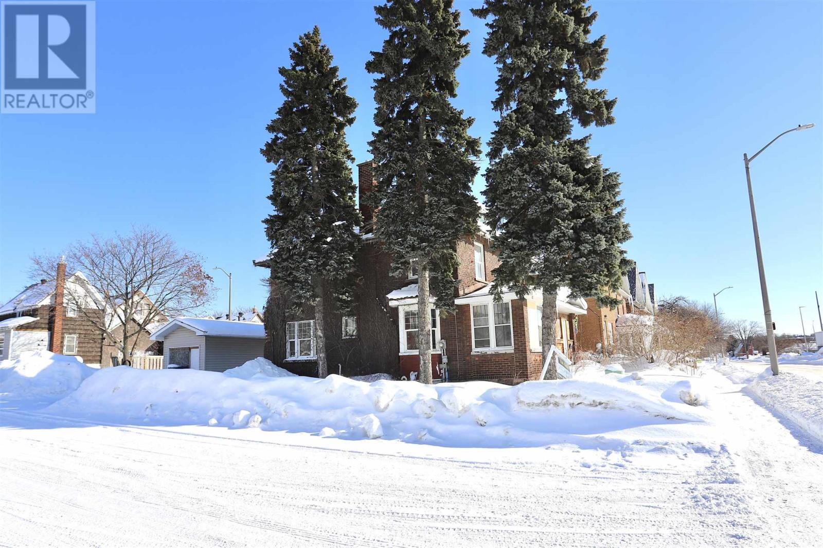 364 Albert ST - Photo 4 of 42, Sault Ste. Marie, Ontario