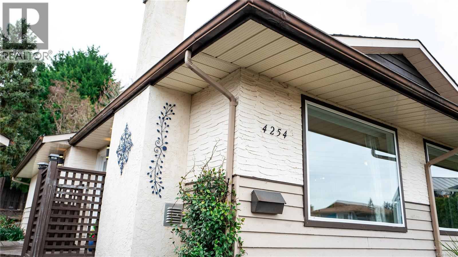  4254 Hayden Court, Saanich