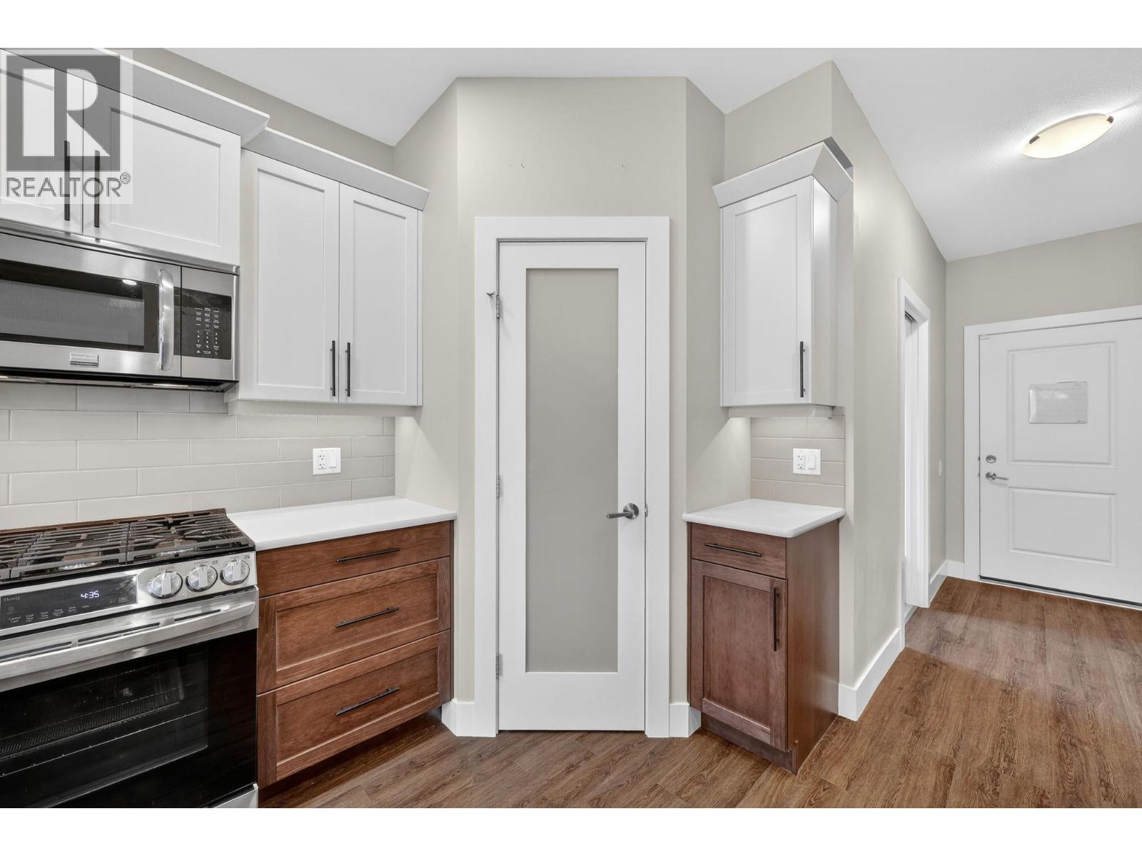 2312 Nordstrom Avenue, Armstrong