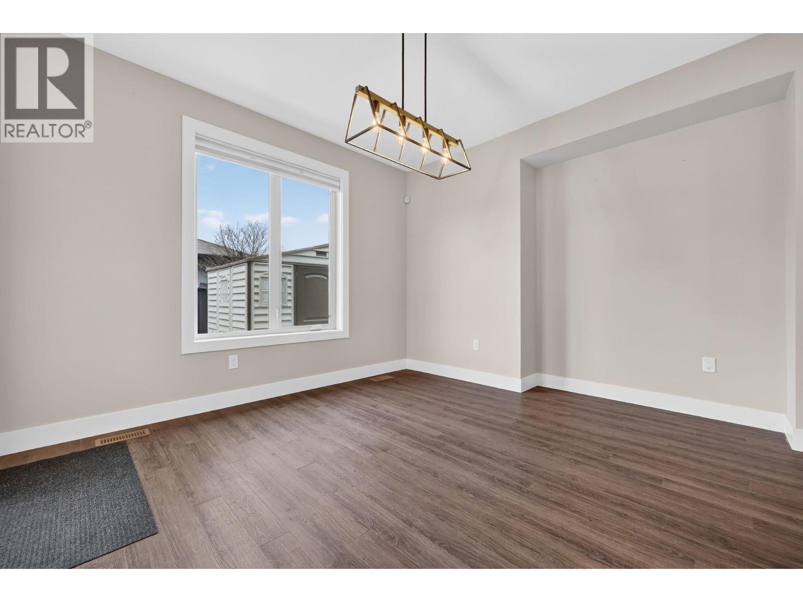 2312 Nordstrom Avenue, Armstrong