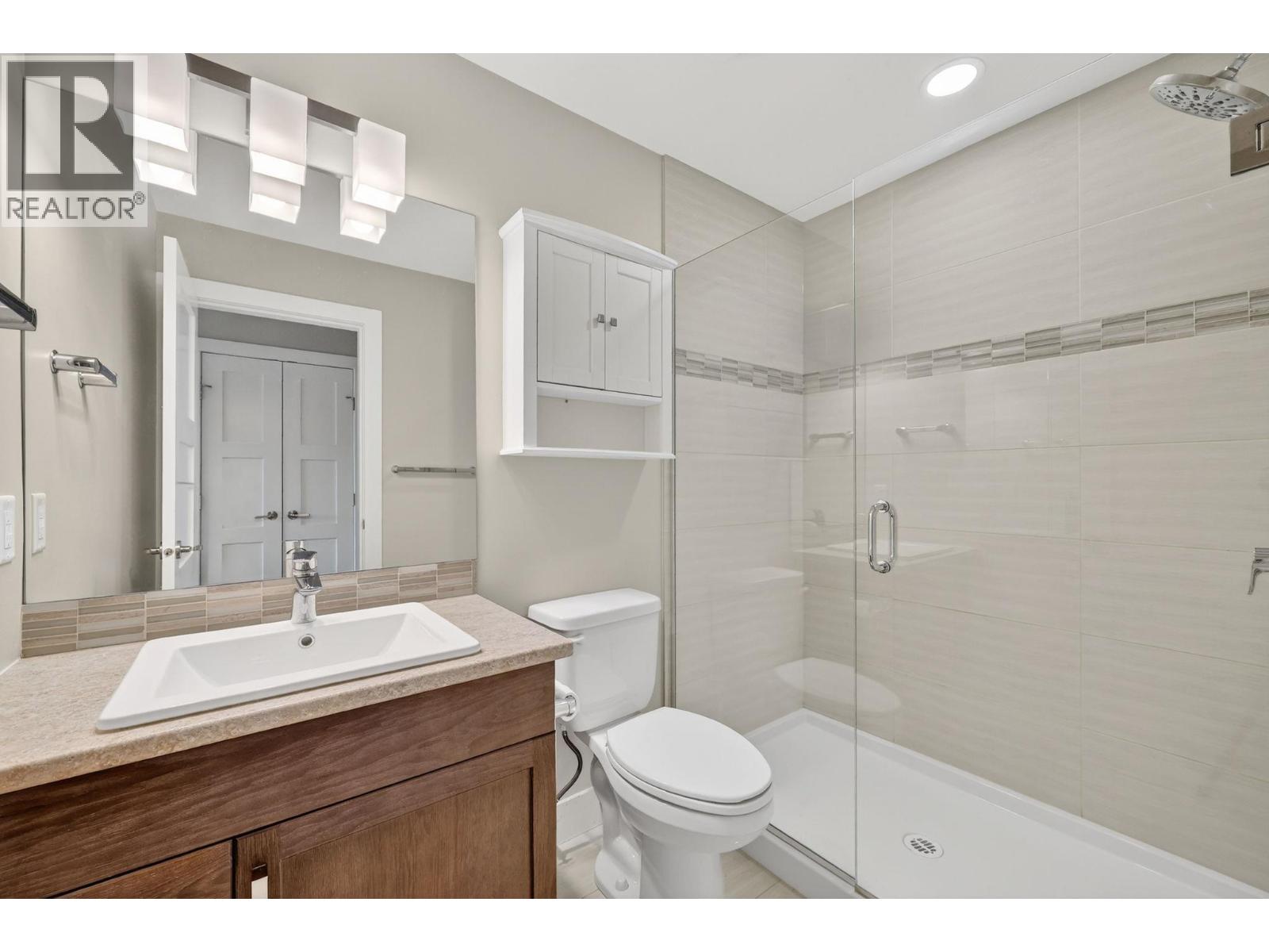 2312 Nordstrom Avenue, Armstrong