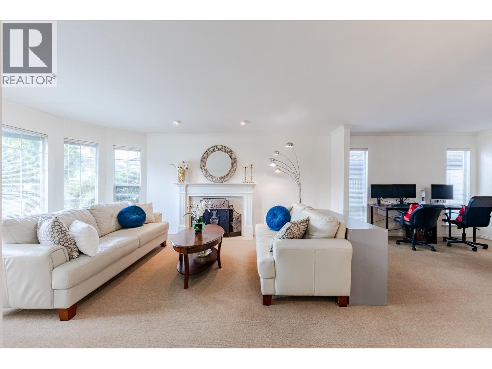 6129 49 Avenue, Delta