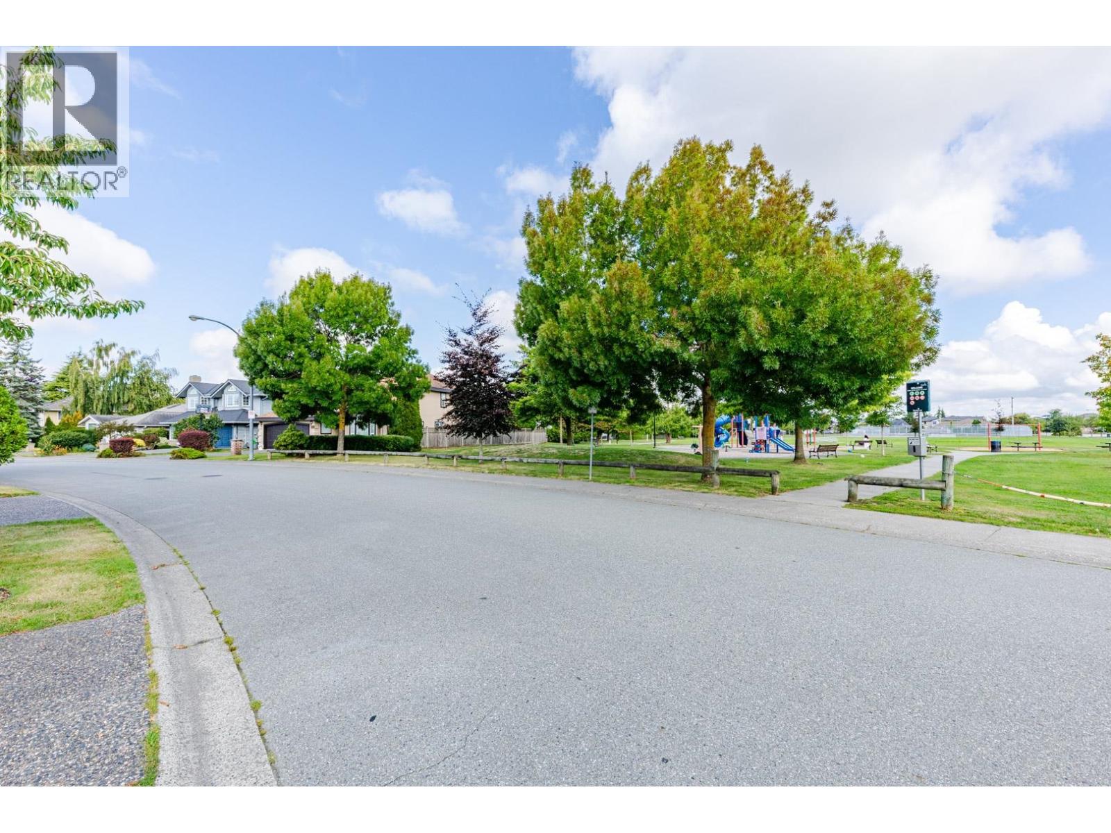 6129 49 Avenue, Delta