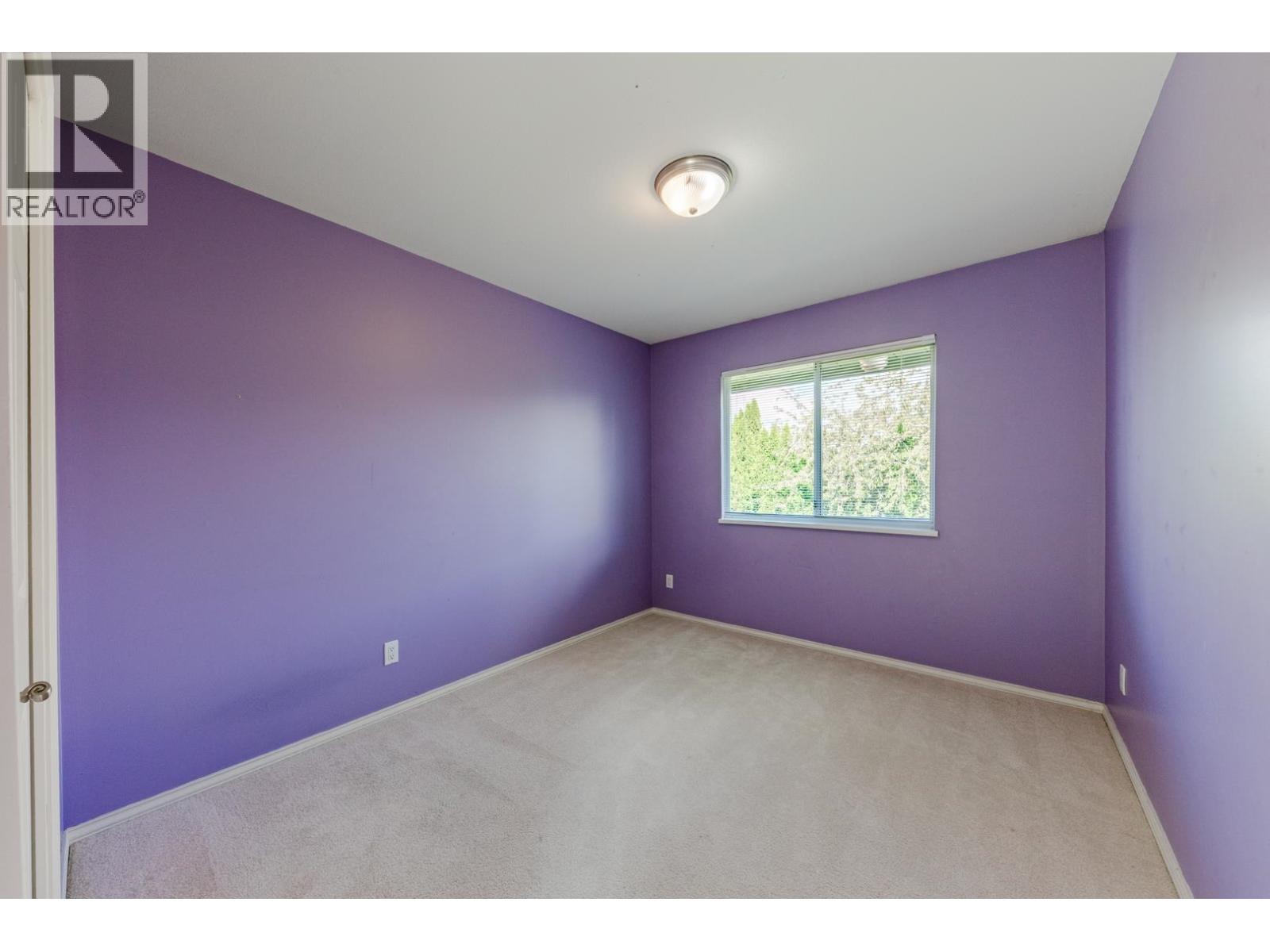 6129 49 Avenue, Delta