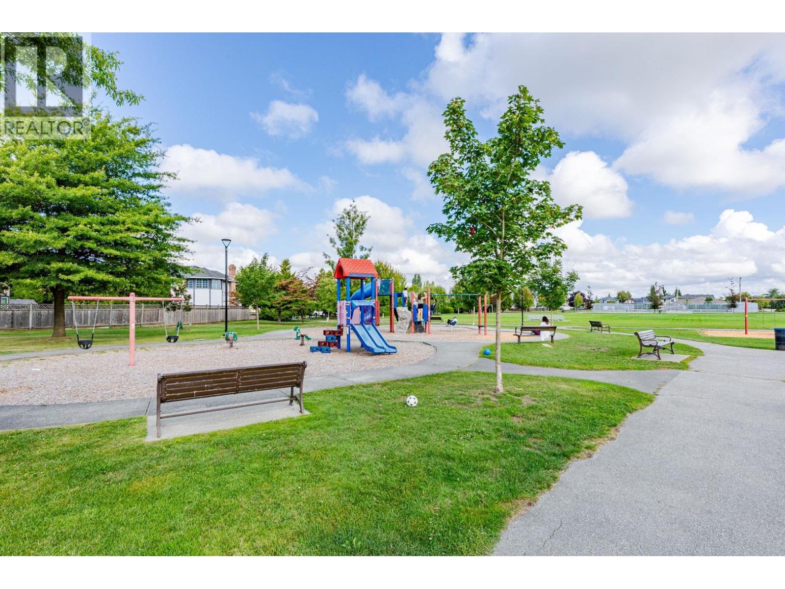 6129 49 Avenue, Delta