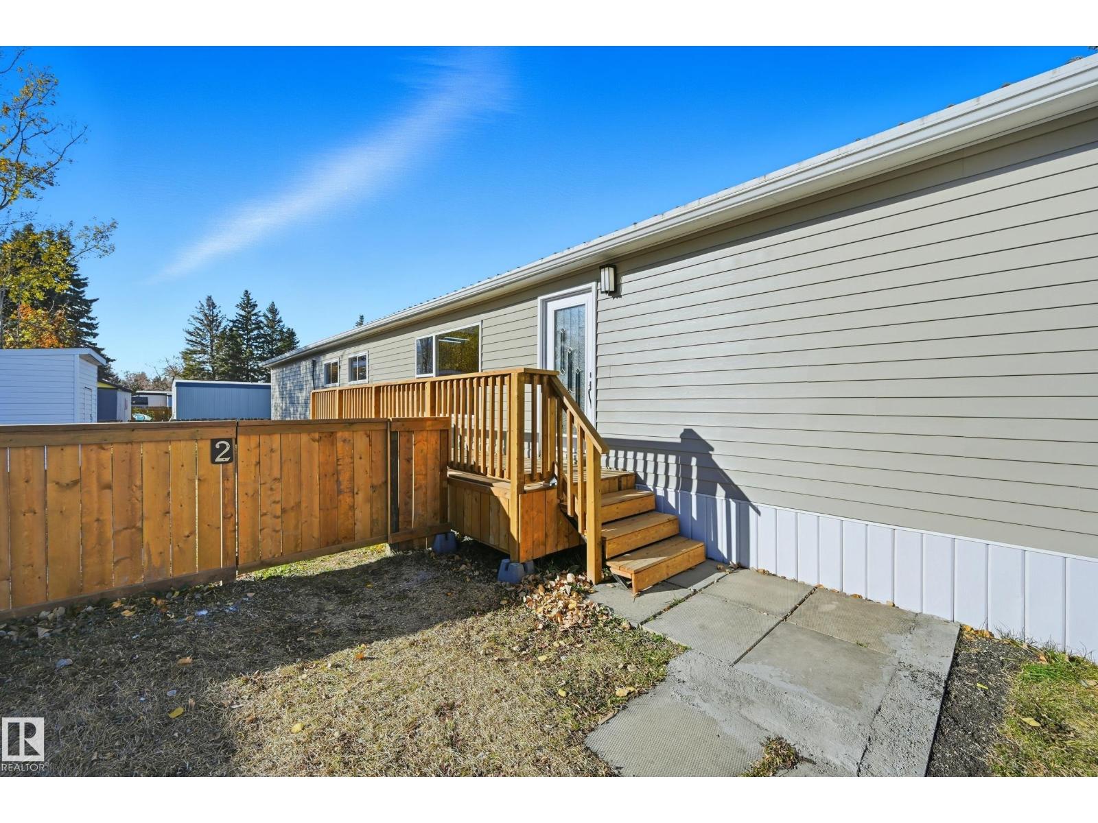 2 Cliff CR NW, Edmonton