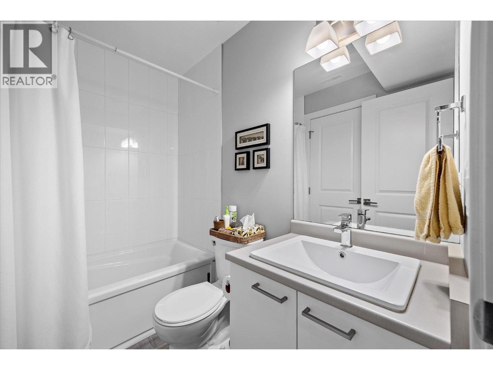 13098 Shoreline Way Unit# 40, Lake Country