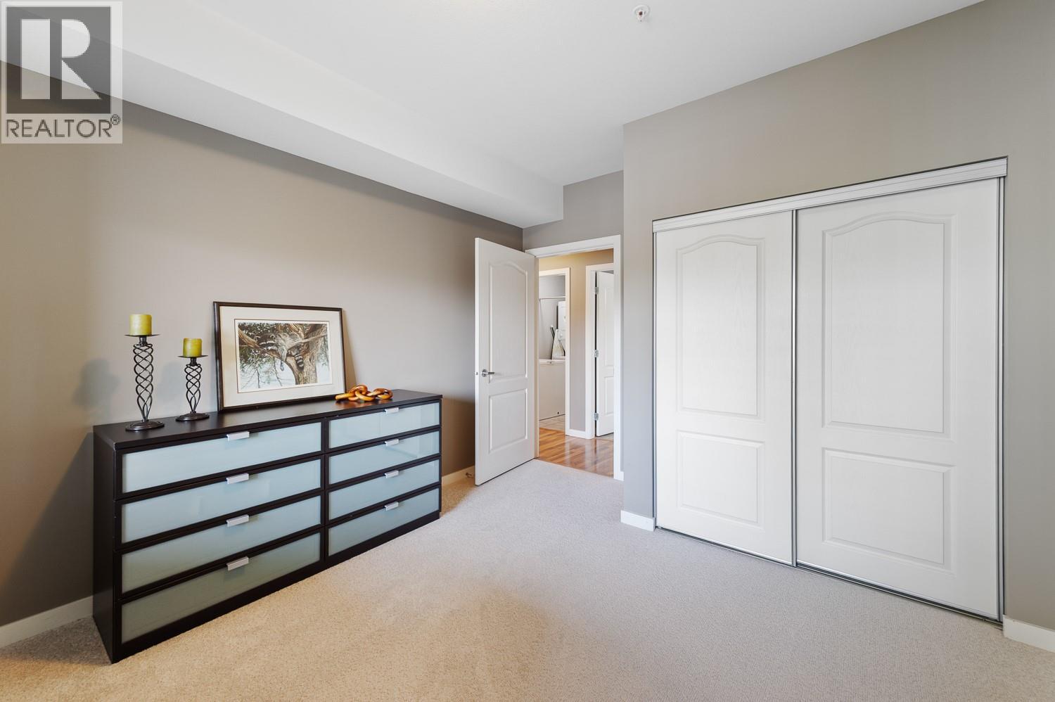 201 688 Lequime Road, Kelowna