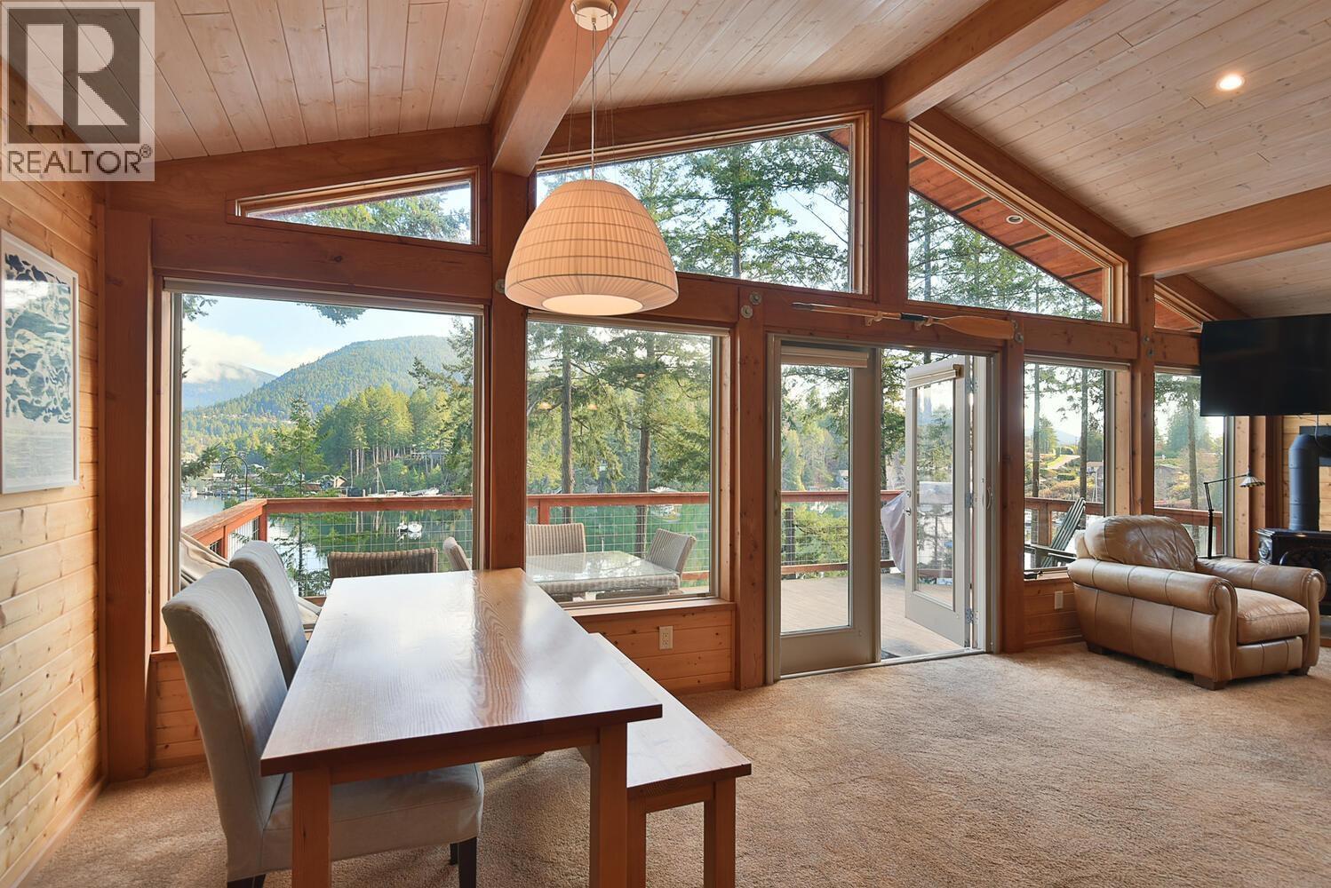 4650 GERRANS BAY ROAD, Madeira Park