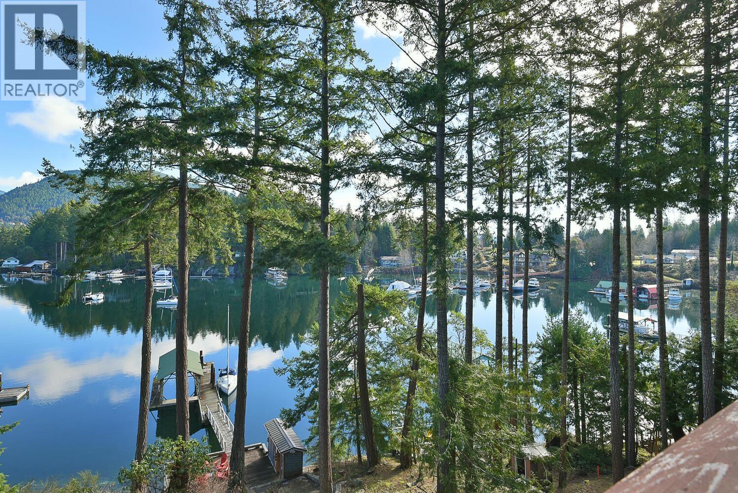 4650 GERRANS BAY ROAD, Madeira Park