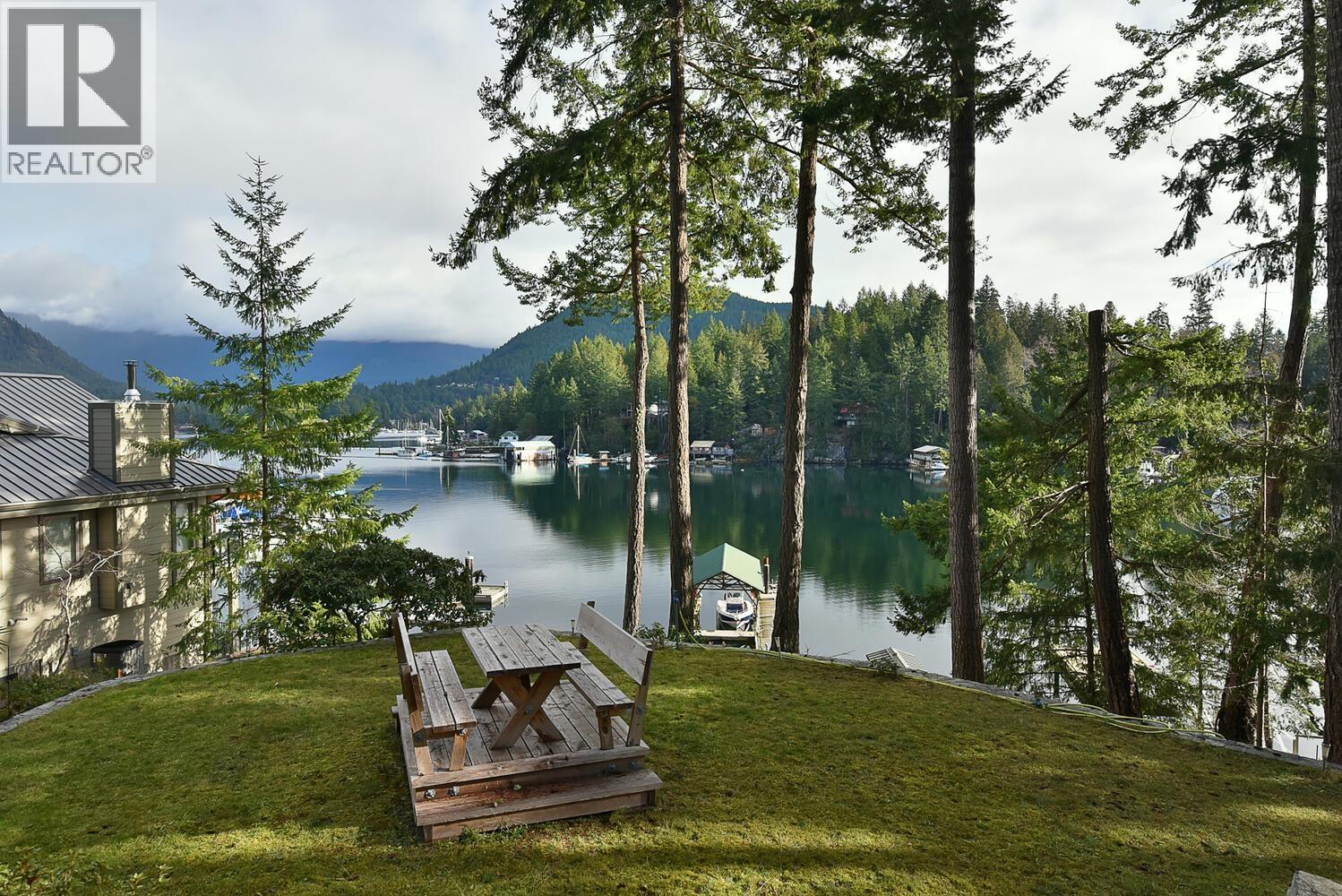 4650 GERRANS BAY ROAD, Madeira Park