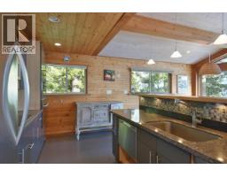 4650 Gerrans Bay Road, Madeira Park, BC V0N2H1 Photo 12