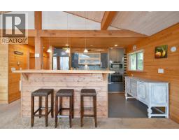 4650 Gerrans Bay Road, Madeira Park, BC V0N2H1 Photo 13