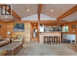 4650 Gerrans Bay Road, Madeira Park, BC V0N2H1 Photo 14
