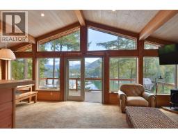 4650 Gerrans Bay Road, Madeira Park, BC V0N2H1 Photo 15