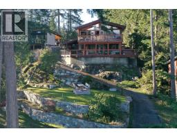 4650 Gerrans Bay Road, Madeira Park, BC V0N2H1 Photo 8