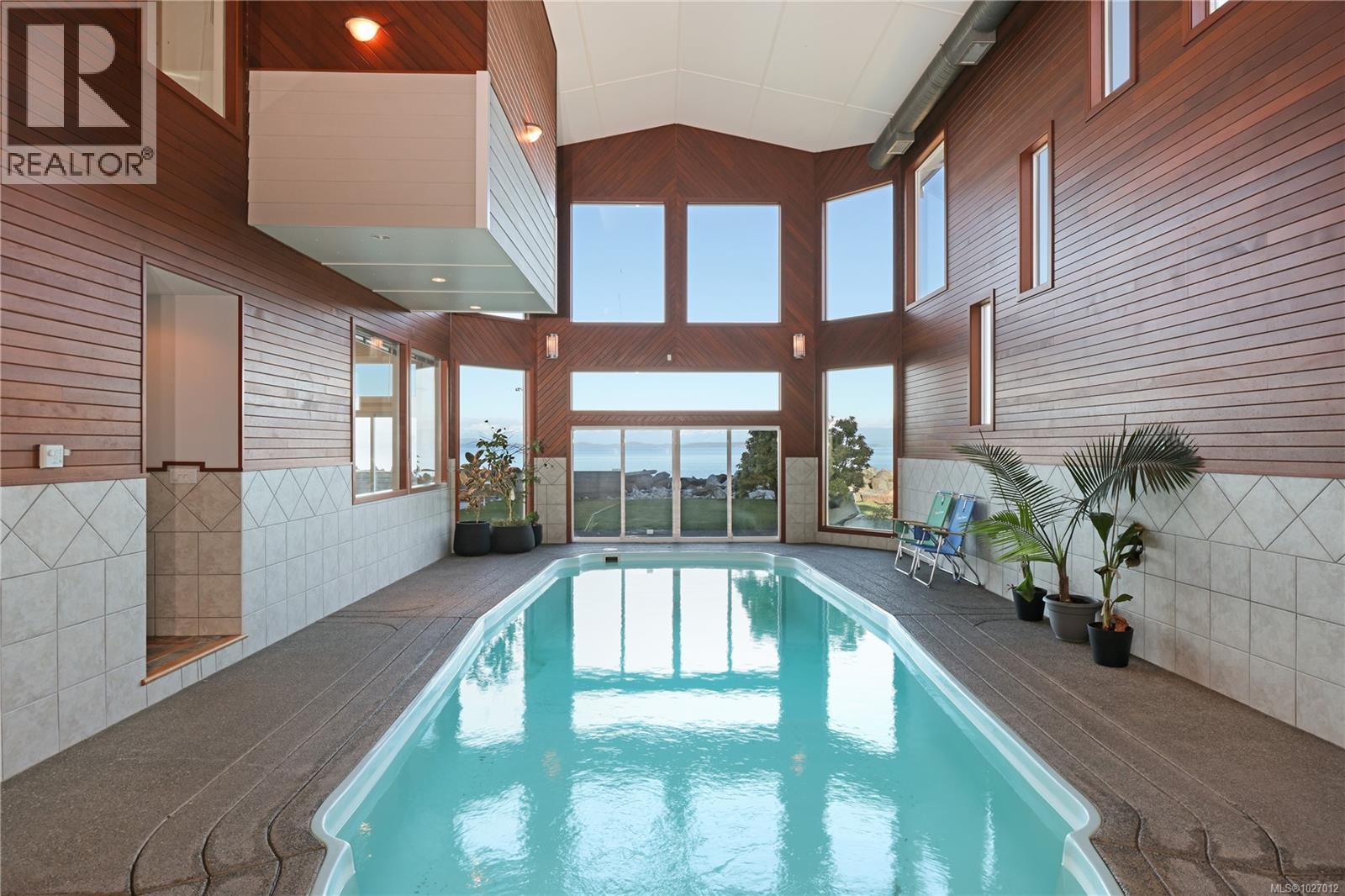 2270 Oyster Garden Rd, Campbell River