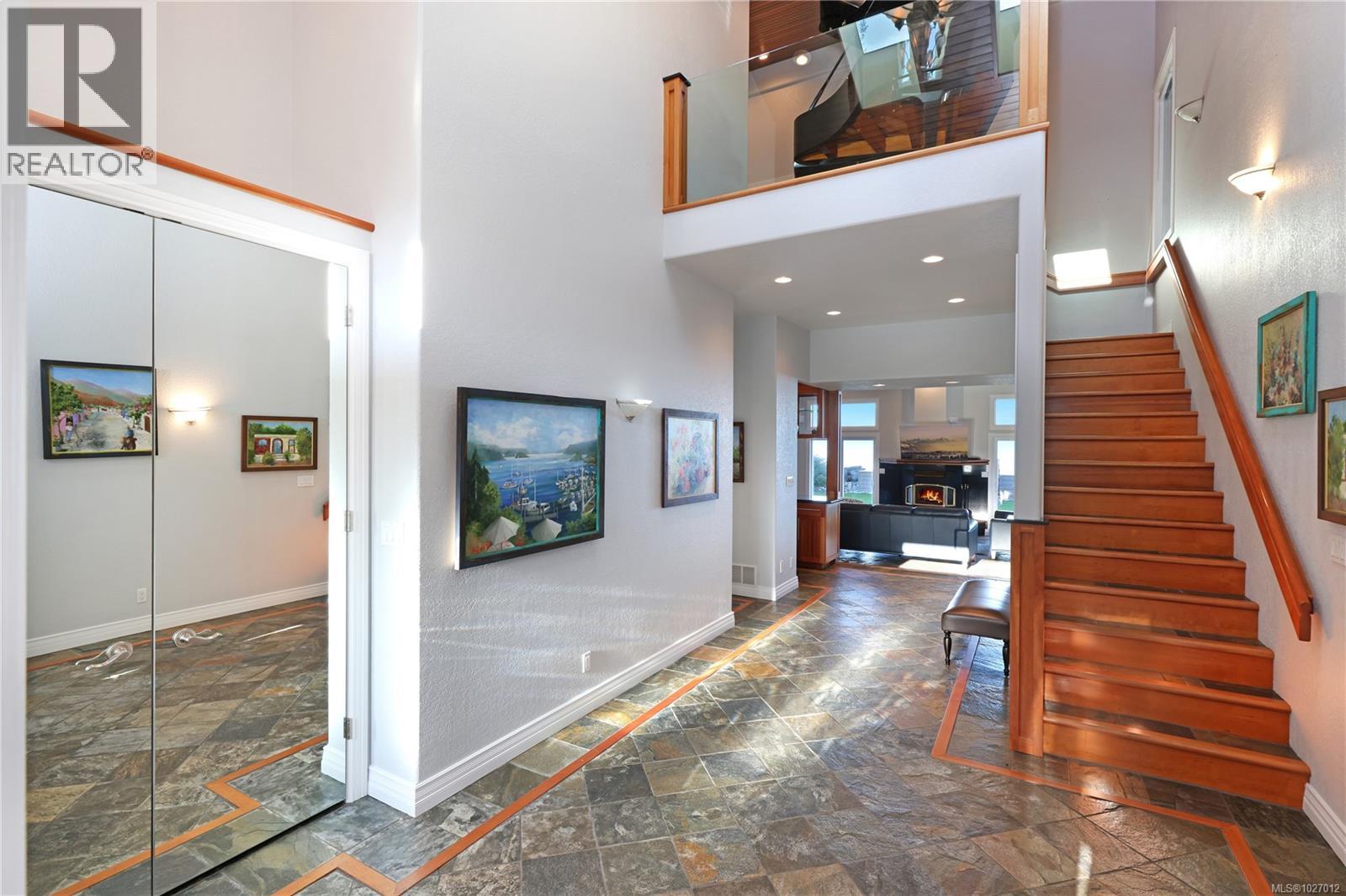 2270 Oyster Garden Rd, Campbell River