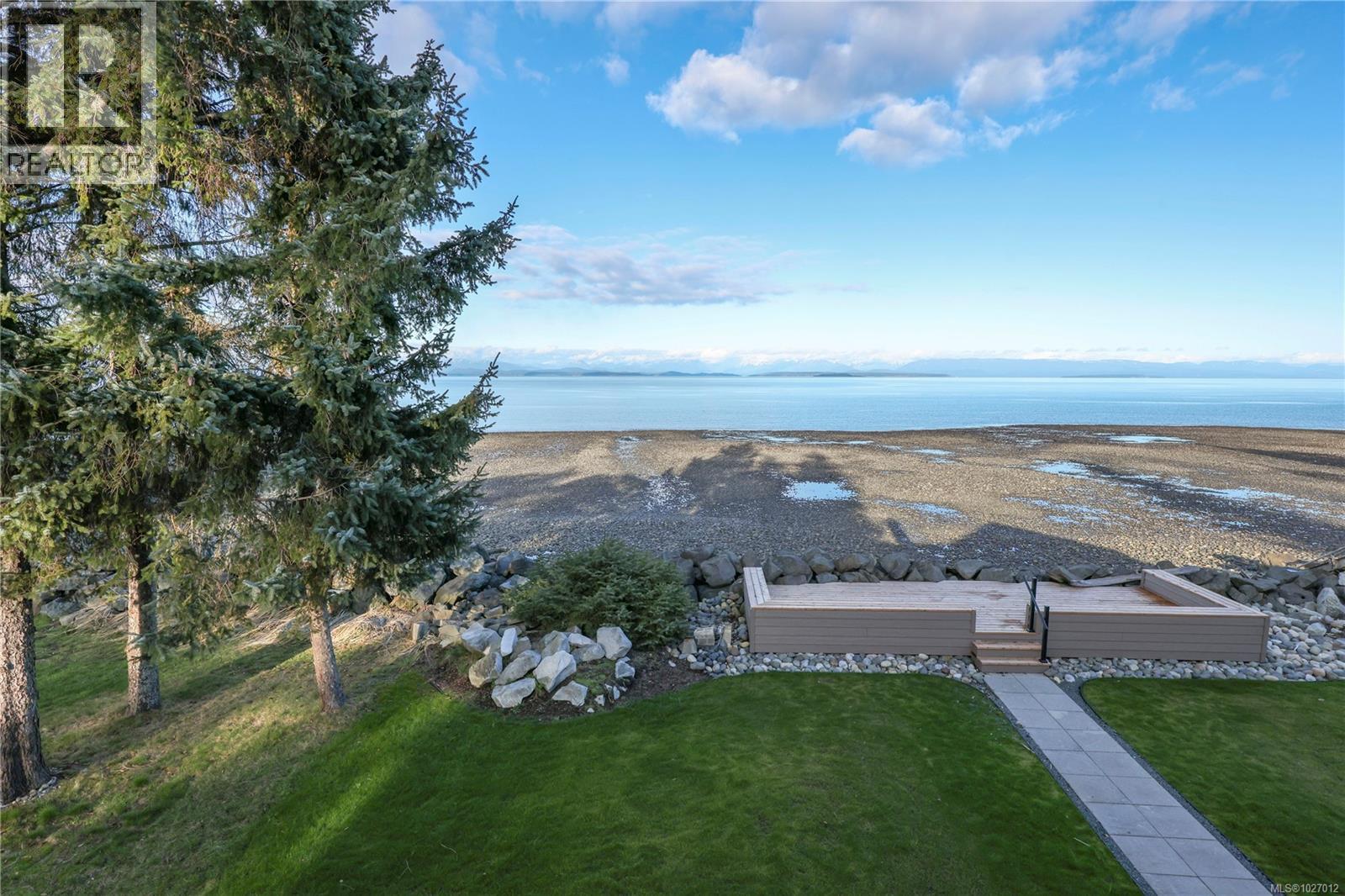 2270 Oyster Garden Rd, Campbell River