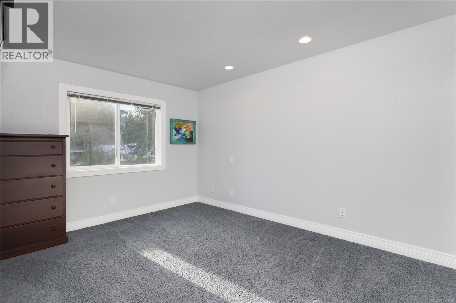 2270 Oyster Garden Rd, Campbell River