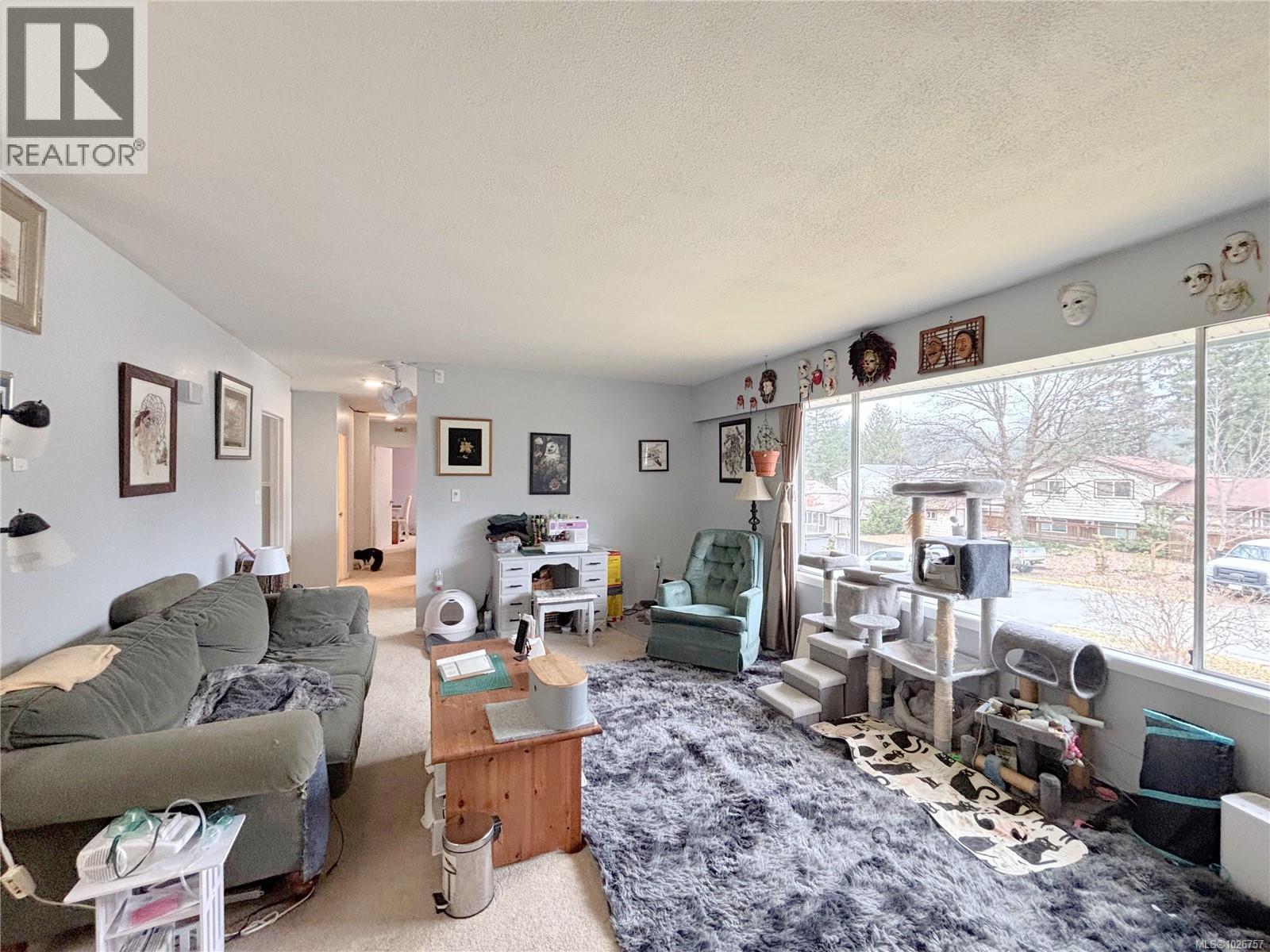 530 Dogwood Dr - 5