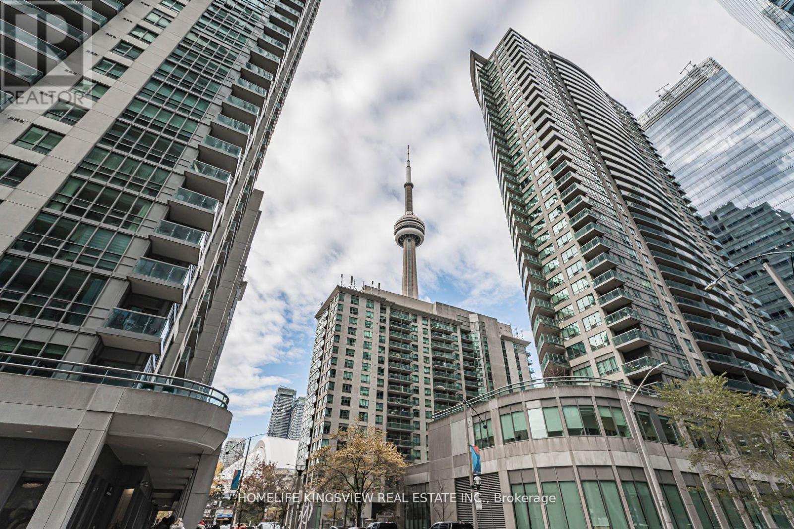 Listing photo of 1001 - 12 YORK STREET
