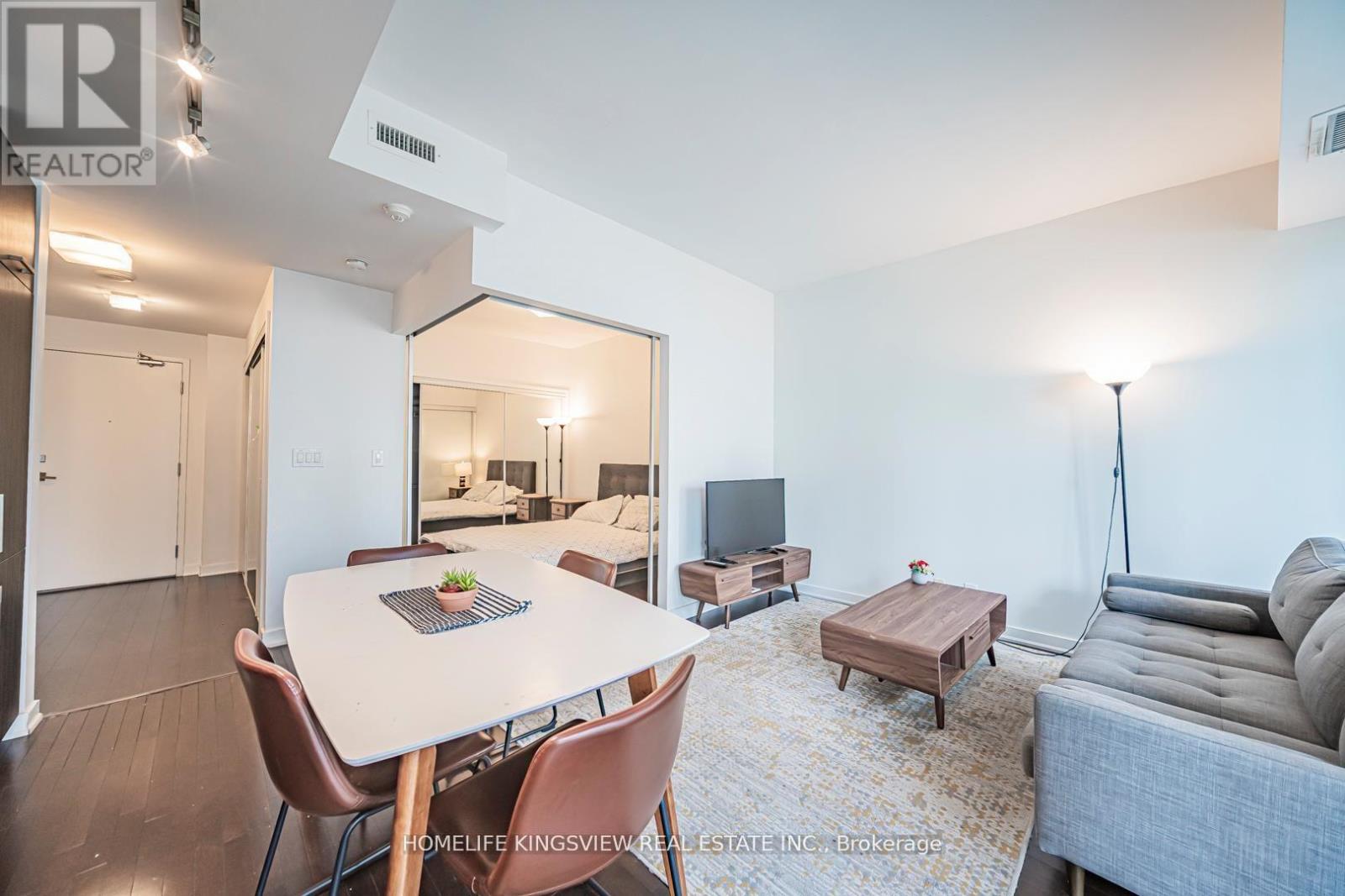#1001 12 YORK STREET - 19